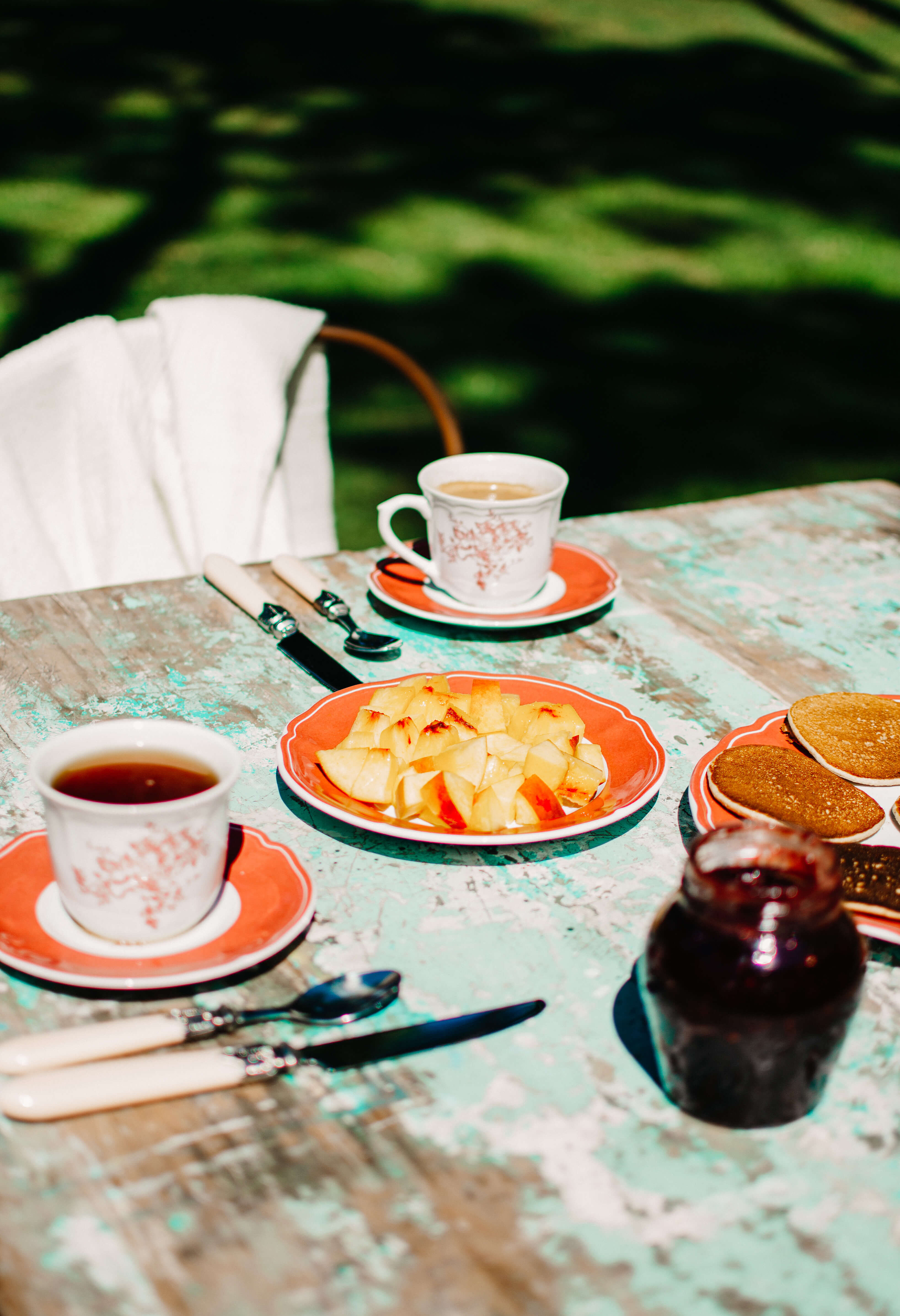 Desayuno en el jardín